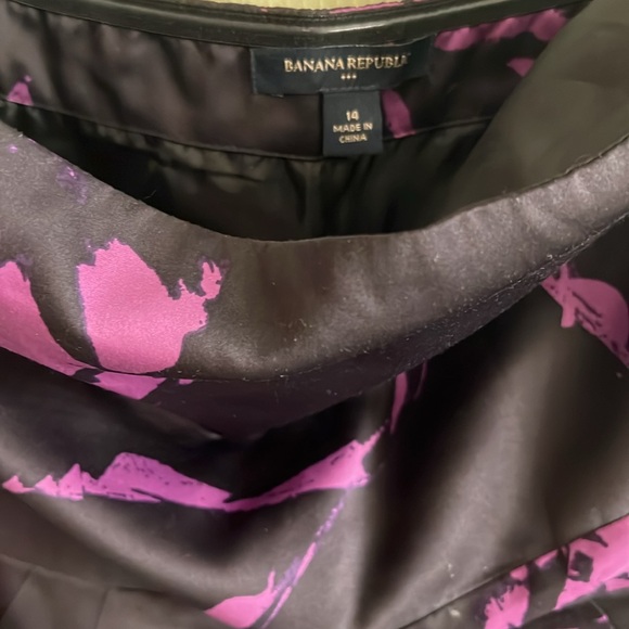 Ladies dress - Picture 3 of 8